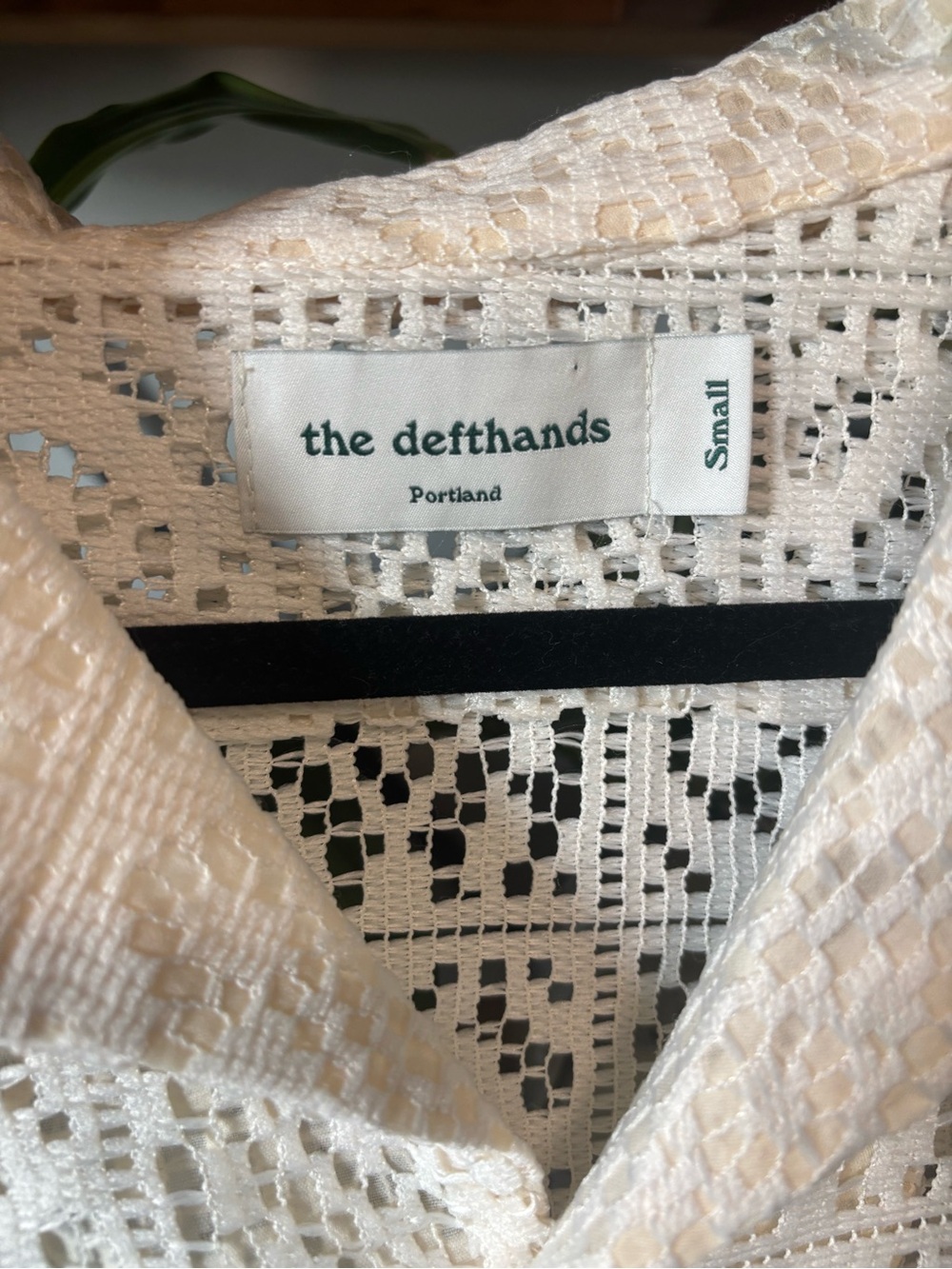 The Defthands Portland Crochet Lace Short-Sleeve Shirt in Cream | Small - Picture 2 of 7